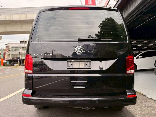 ⭕️豪華九人座⭕️Apple CarPlay⭕️多功能方向盤⭕️光感應頭燈⭕️電動後視鏡⭕️定速  第5張相片