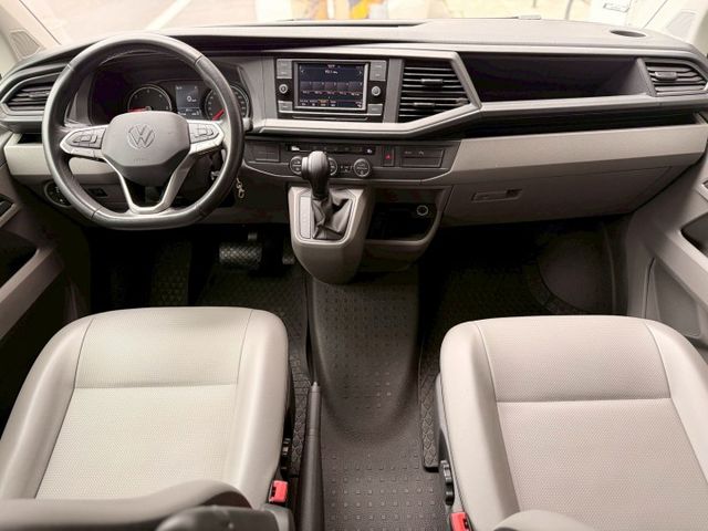 ⭕️豪華九人座⭕️Apple CarPlay⭕️多功能方向盤⭕️光感應頭燈⭕️電動後視鏡⭕️定速  第10張相片