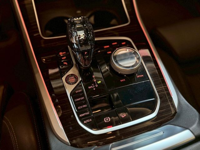 ⭕️原鈑件⭕️5AU⭕️B58機皇引擎⭕️360環景⭕️全景天窗⭕️電動椅/尾門⭕️盲點⭕️定速⭕️HUD抬頭顯示幕  第12張相片