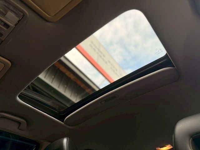 ⭕️原鈑件⭕️電動天窗⭕️Modulo空力套件⭕️火星塞剛換⭕️底盤Q⭕️電動後視鏡⭕️前後霧燈⭕️換檔撥片  第13張相片