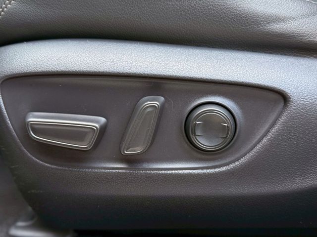 ⭕️原鈑件⭕️ACC跟車⭕️盲點⭕️電動椅⭕️Level2⭕️倒車顯影⭕️LED感應頭燈⭕️IKey⭕️CarPlay  第14張相片