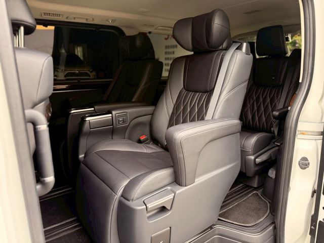 ⭕️原廠保固⭕️原鈑原漆⭕️360環景⭕️雙側電動滑門⭕️電動椅⭕️盲點⭕️CarPlay⭕️LED感應頭燈⭕️雙區恆溫  第12張相片