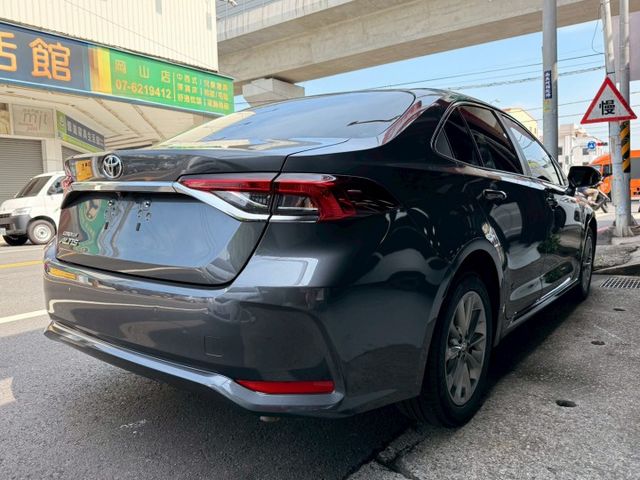 ⭕️原鈑件⭕️CarPlay⭕️LED感應頭燈⭕️多功能方向盤⭕️ACC跟車⭕️遠近光自動切換⭕️車道偏離  第5張相片