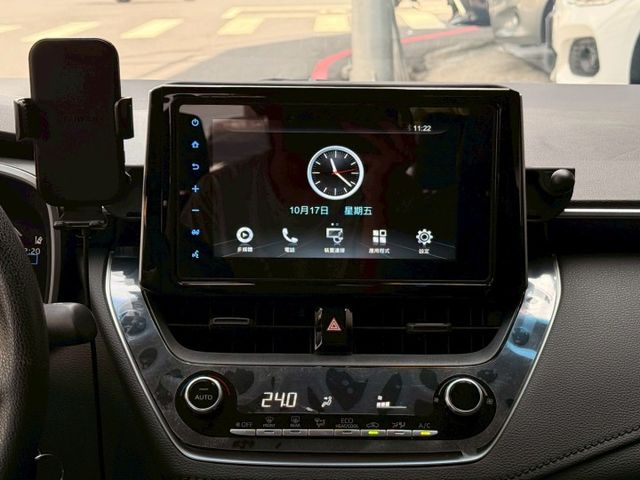 ⭕️原鈑件⭕️CarPlay⭕️LED感應頭燈⭕️多功能方向盤⭕️ACC跟車⭕️遠近光自動切換⭕️車道偏離  第14張相片