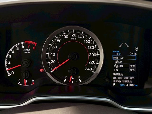 ⭕️原鈑件⭕️CarPlay⭕️LED感應頭燈⭕️多功能方向盤⭕️ACC跟車⭕️遠近光自動切換⭕️車道偏離  第15張相片