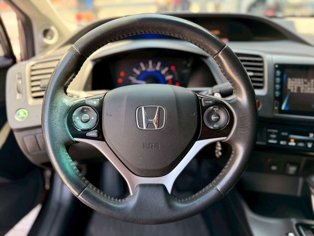 ⭕️原鈑件⭕️電動天窗⭕️定速⭕️換檔撥片⭕️多功能方向盤⭕️倒車顯影⭕️電動後視鏡⭕️後視鏡方向燈  第8張相片