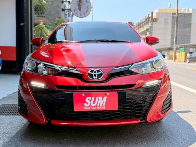 ⭕️豪華版⭕️全台跑最少⭕️IKey⭕️多功能方向盤⭕️感應頭燈⭕️電動後視鏡⭕️後視鏡方向燈⭕️認證漂亮車  第2張相片