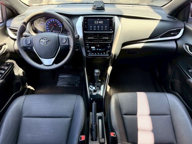 ⭕️豪華版⭕️全台跑最少⭕️IKey⭕️多功能方向盤⭕️感應頭燈⭕️電動後視鏡⭕️後視鏡方向燈⭕️認證漂亮車  第10張相片