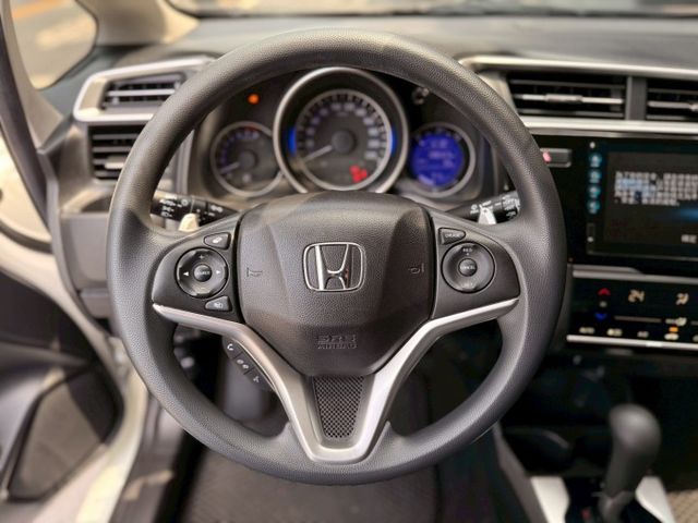 ⭕️原鈑件⭕️S版⭕️IKey⭕️LED感應頭燈⭕️多功能方向盤⭕️原廠導航⭕️側面安全氣囊⭕️駕駛模式選擇⭕️皮椅  第7張相片