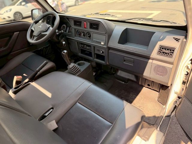 ⭕️原鈑件⭕️可認證可保固⭕️感應頭燈⭕️前/後霧燈⭕️斜坡起步⭕️耗材已更新  第9張相片