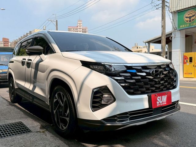 ⭕️雙側電動門⭕️雙前座電動座椅⭕️電尾門⭕️360環景⭕️盲點⭕️氣氛燈⭕️手機無線充電⭕️CarPlay⭕️數位儀錶  第3張相片