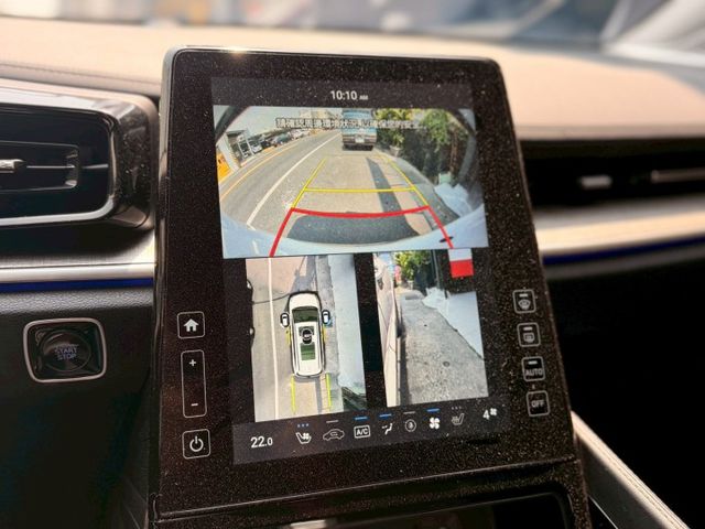 ⭕️雙側電動門⭕️雙前座電動座椅⭕️電尾門⭕️360環景⭕️盲點⭕️氣氛燈⭕️手機無線充電⭕️CarPlay⭕️數位儀錶  第19張相片