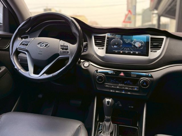 ⭕️尊貴版⭕️環景⭕️盲點⭕️電動天窗⭕️電動椅⭕️IKey⭕️LED感應頭燈⭕️CarPlay⭕️定速⭕️電動後視鏡  第8張相片