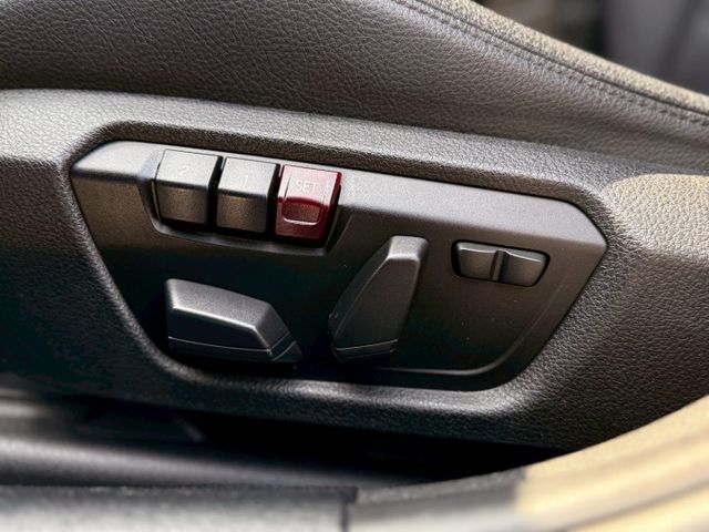 ⭕️原鈑件⭕️前保桿M套件⭕️雙前座跑車座椅⭕️電動椅⭕️怠速熄火⭕️迎賓燈⭕️氣氛燈⭕️換檔撥片⭕️新行車紀錄器  第14張相片