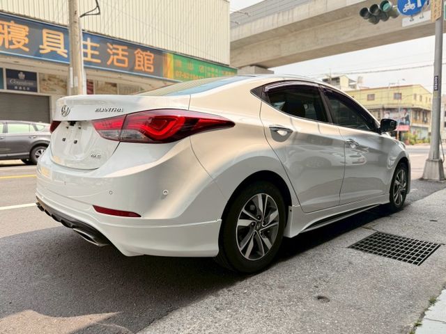 ⭕️原鈑件⭕️升級JGTC前保⭕️車內氣氛燈⭕️加裝盲點偵測⭕️極光頭燈⭕️倒車顯影⭕️電動後視鏡⭕️年輕代步首選  第5張相片