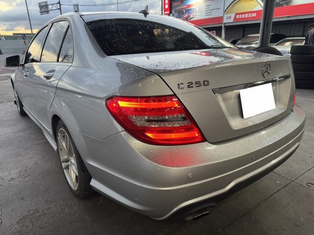 C-CLASS SEDAN W204  第3張相片