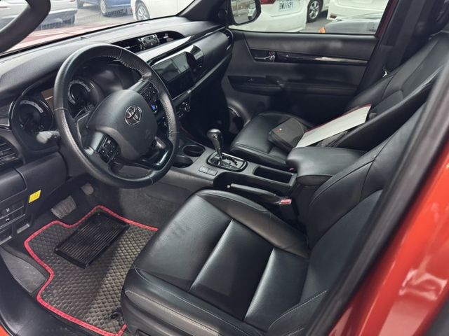 HILUX  第6張相片
