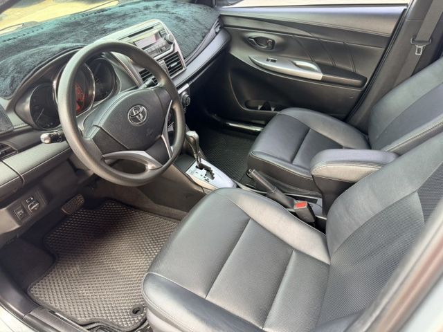 YARIS  第5張相片