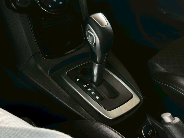 1.0的稅金~便宜代步車~適合小女生練手~~~  第4張相片