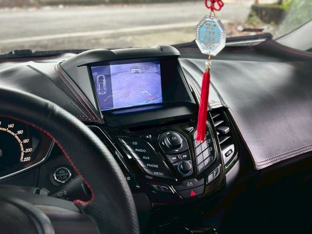 1.0的稅金~便宜代步車~適合小女生練手~~~  第8張相片