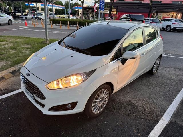 改裝安卓機~輪胎剛換新~  第1張相片