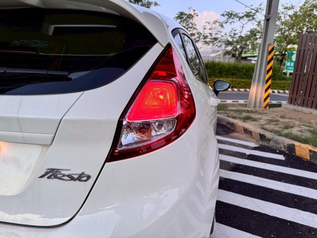 改裝安卓機~輪胎剛換新~  第3張相片