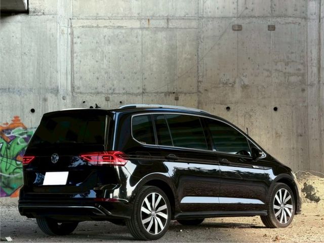 Touran稀有R-Line版本/原鈑件/七人座  第2張相片