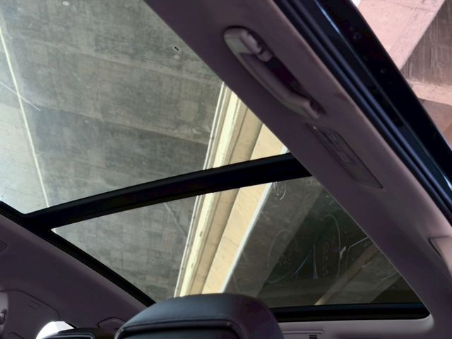 Touran稀有R-Line版本/原鈑件/七人座  第9張相片