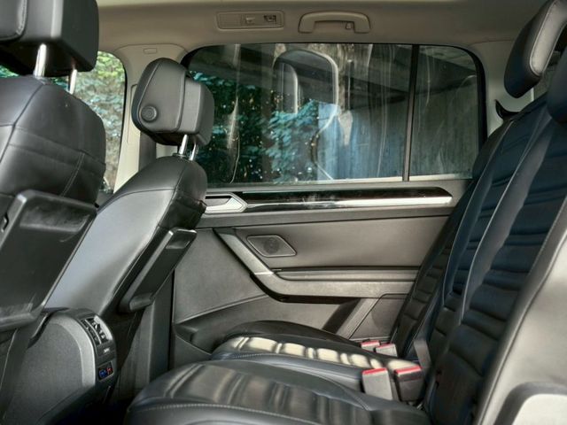 Touran稀有R-Line版本/原鈑件/七人座  第12張相片