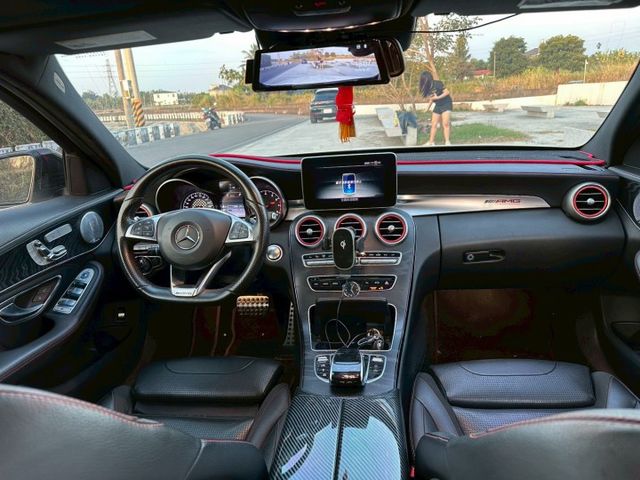 C450 AMG 不是開快，是直接壓過去！  第4張相片