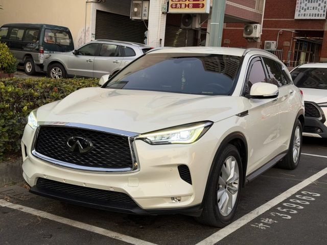 豪華版/全台最低里程/車主寄售/一手女用車  第1張相片