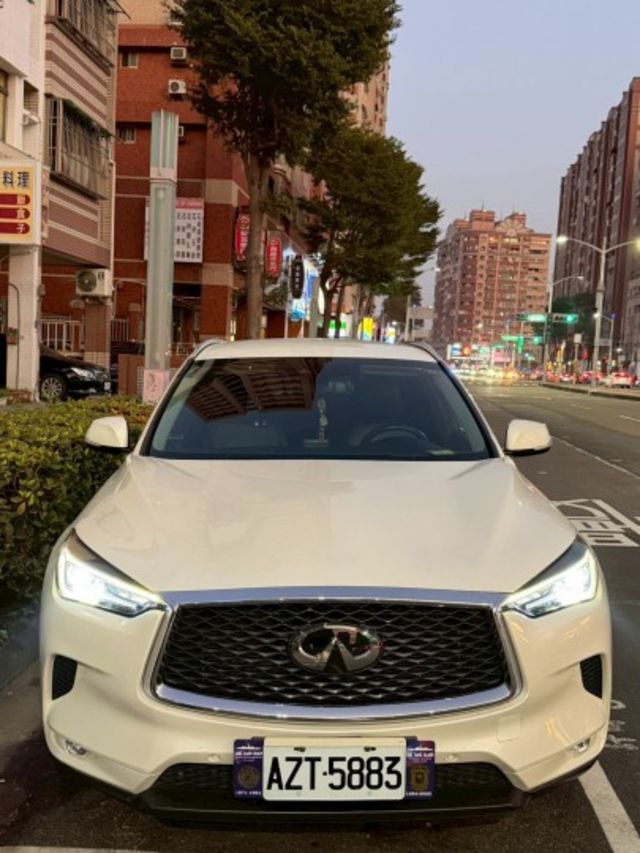 豪華版/全台最低里程/車主寄售/一手女用車  第3張相片