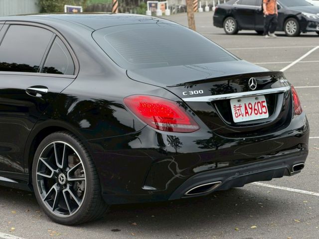 黑武士C300 AMG P1 有在兇的、不用講性能，光外型就壓場~!  第5張相片