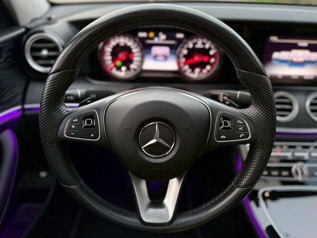 2017年 總代理 M-Benz E200 原鈑件 有天窗 里程7萬多公里  第3張相片