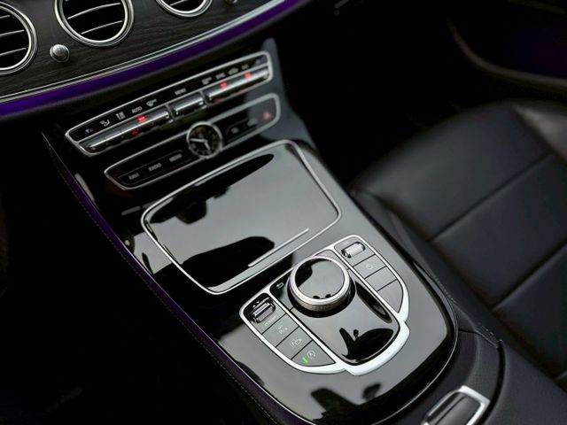 2017年 總代理 M-Benz E200 原鈑件 有天窗 里程7萬多公里  第4張相片