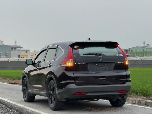 一句話賣點 耐用省油 空間大 四輪傳動安全加分 全家出遊一台搞定  第3張相片