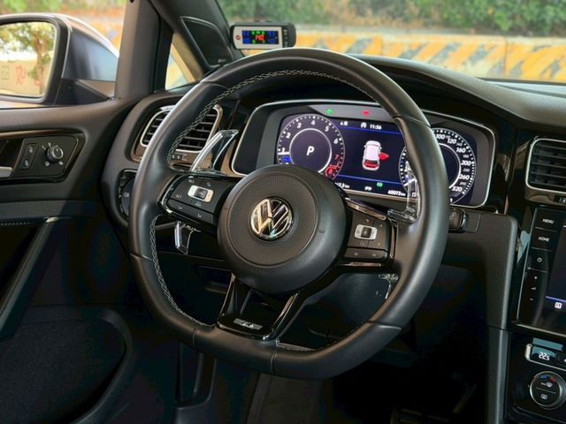 挑戰最低里程、無改裝/電腦，電動椅/ACC跟車/丹麥音響/七速雙離合  第4張相片