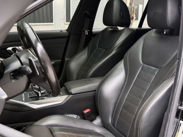 BMW 330  第9張相片