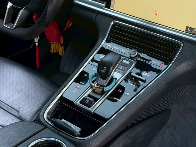 帕拉梅拉旅行版~市場很少，歡迎賞車  第12張相片