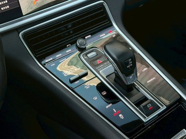 帕拉梅拉旅行版~市場很少，歡迎賞車  第13張相片