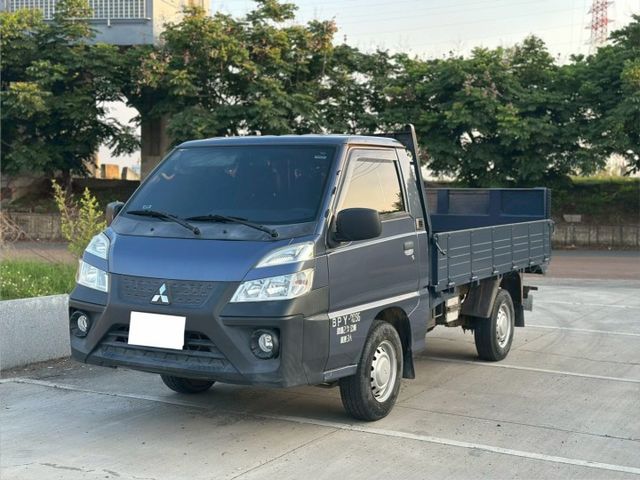 小發財界戰神｜2022得利卡 原鈑＋升降尾門  第1張相片