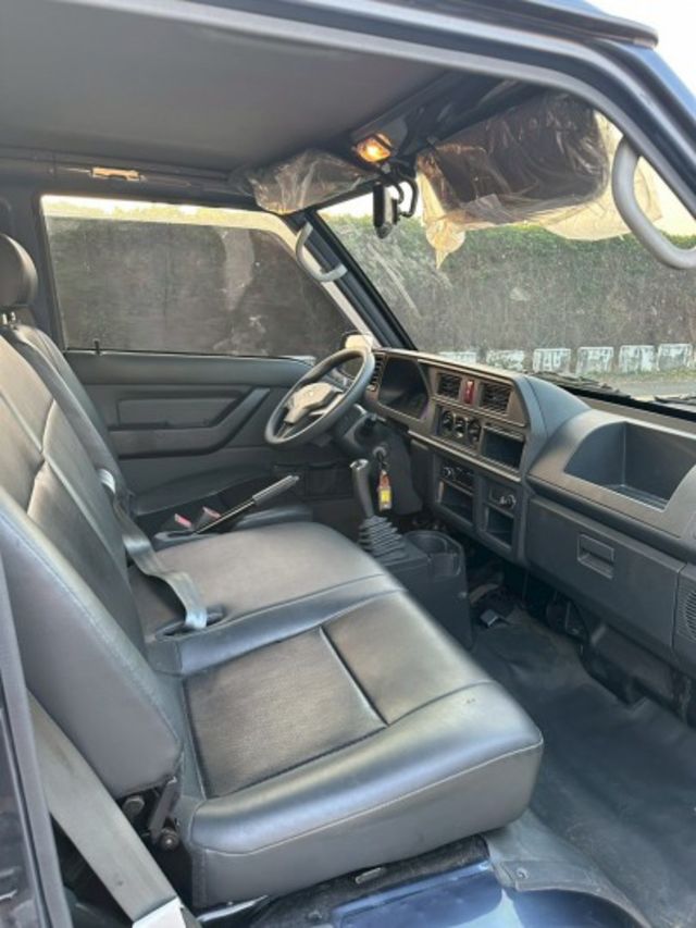 小發財界戰神｜2022得利卡 原鈑＋升降尾門  第4張相片