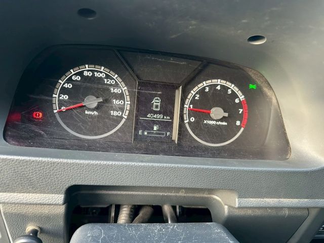 小發財界戰神｜2022得利卡 原鈑＋升降尾門  第6張相片