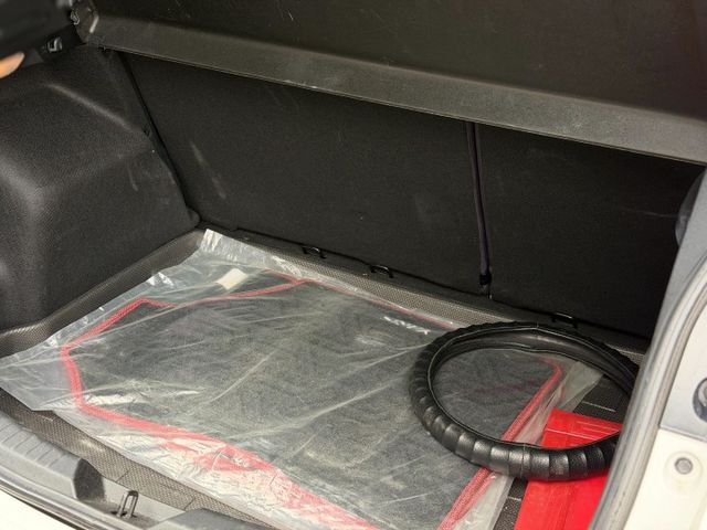 2019 YARIS S版 跑4.7萬 小鋼炮感十足 省油好開又有型  第9張相片