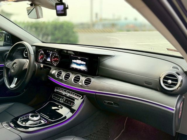 2017年 總代理 M-Benz E200 原鈑件 有天窗 里程7萬多公里  第6張相片