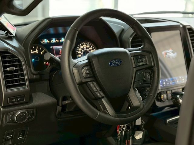 一台能上山下海的猛獸 2018 F-150 等你帶走~!  第7張相片