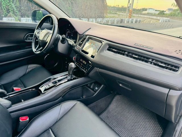 原版件 HR-V S版  第16張相片