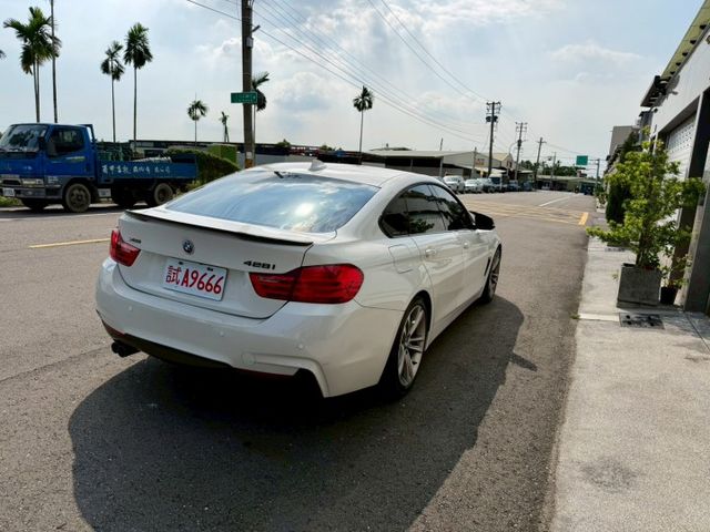 BMW 428i GC xDrive 四輪驅動 更強抓地力  第2張相片