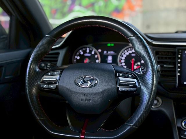 限量300台 Elantra sport 極速終極版 限定車色“冶煉灰“ 原鈑件  第10張相片