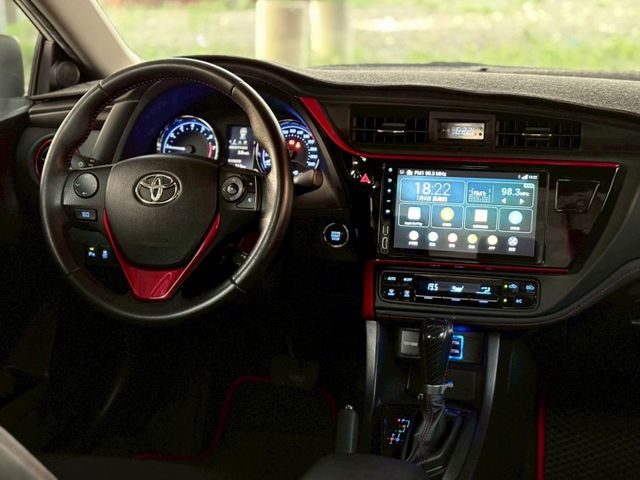 Altis X 版 全車原廠空力套件、燻黑燈組  第9張相片